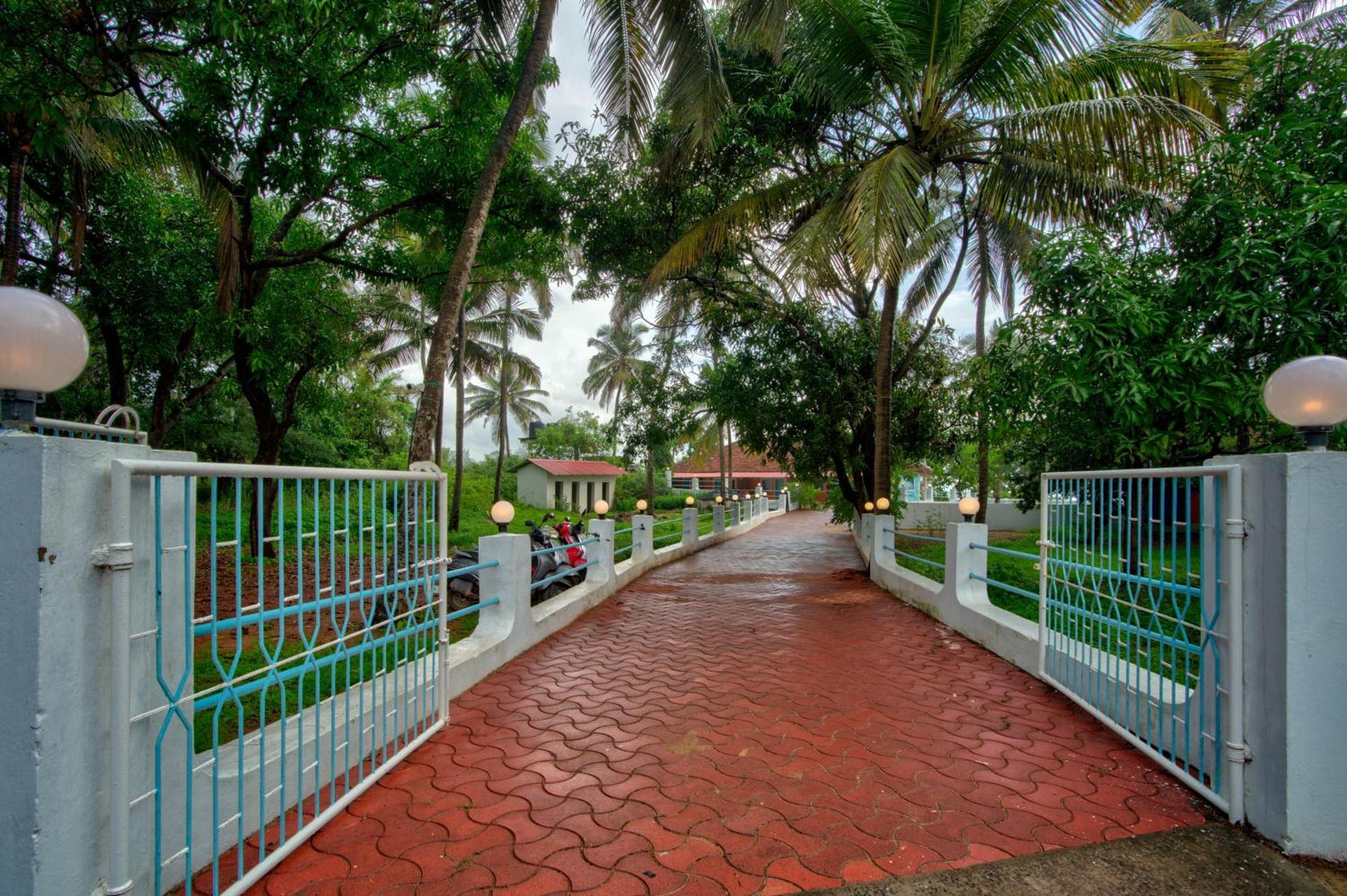 Papilio Beach Front Cottages-Tbv 巴加 外观 照片